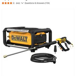 DEWALT
2100 PSI 1.2 GPM 13 Amp Cold Water Electric Pressure Washer with Internal Equipment Storage