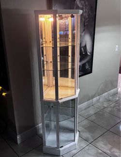 Hexagonal Glass Display Cabinet With Light & Mirrored-Back 70”H