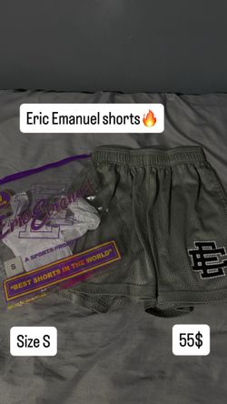 EE shorts size small
