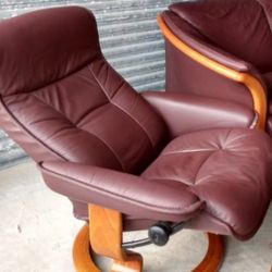 BRAND NEW - BEAUTIFUL CANTONI LUXURY LEATHER SOFA SET