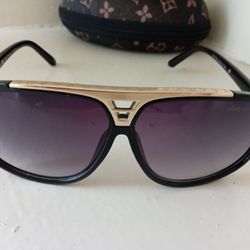 Louis Vuitton Evidence Gold Designer Sunglasses 