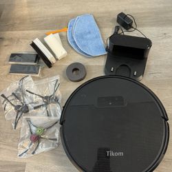 Tikom Robot Vacuum and Mop G8000