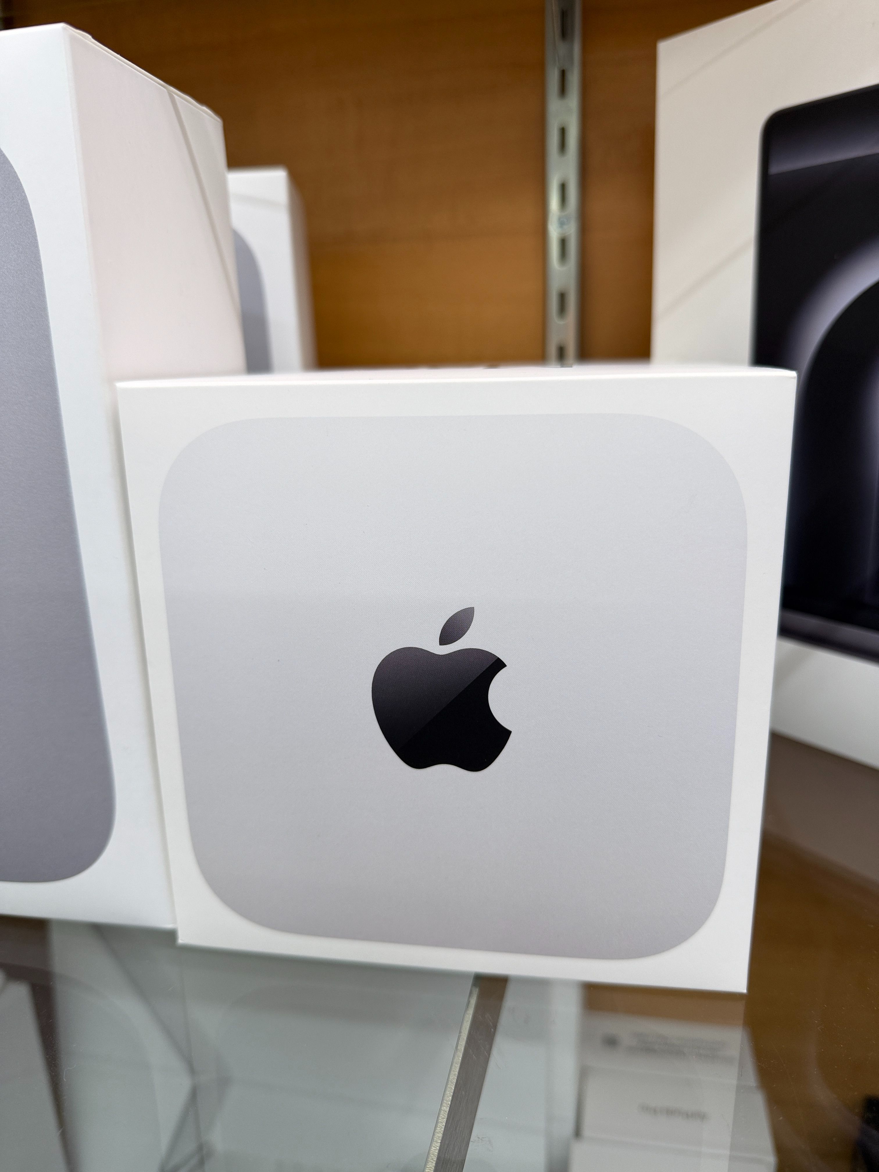 Apple 2024 Mac mini Desktop Computer M4 chip 10‑core CPU and 10‑core GPU: 16GB Unified Memory 256GB SSD Storage