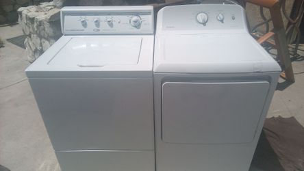 Amana washer and Hotpoint gas dryer