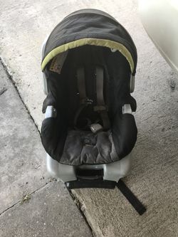 Infant car seat