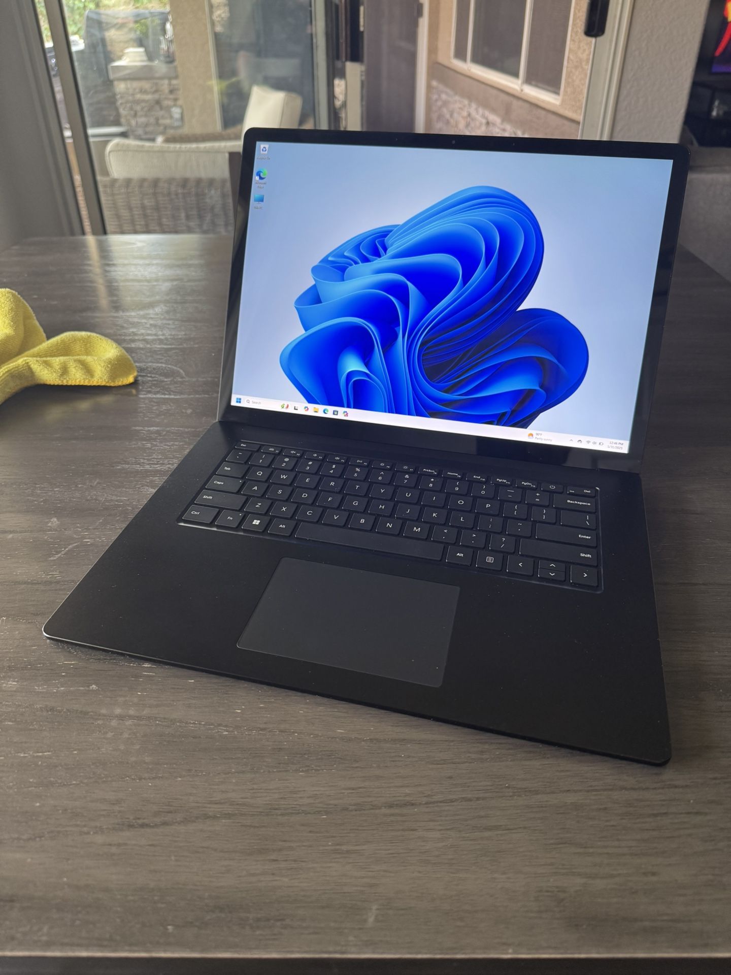 Microsoft Surface Laptop 5 New Excellent Condition