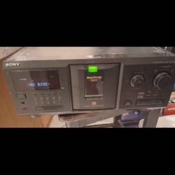 Working 👍  Sony CDP-CX355 300 Disc Mega CD Changer Player Carousel Jukebox