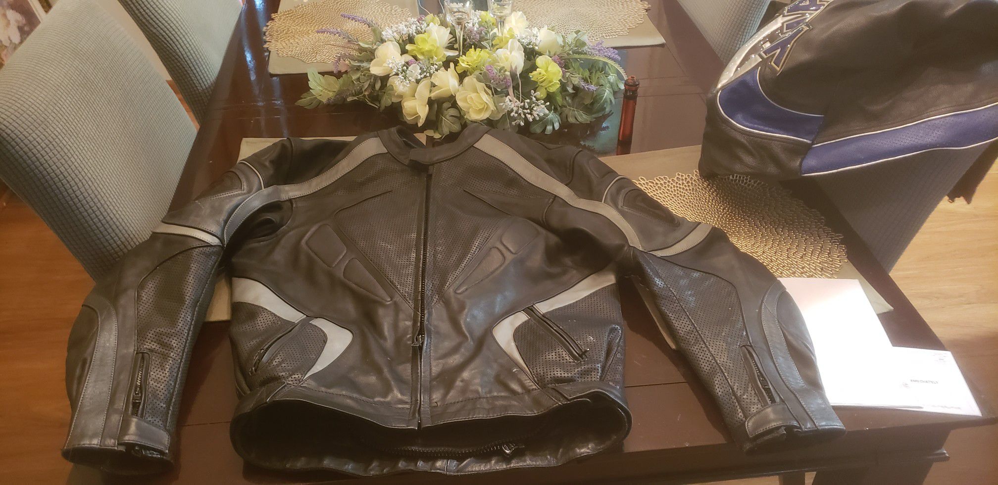 Motorcycle racing jacket