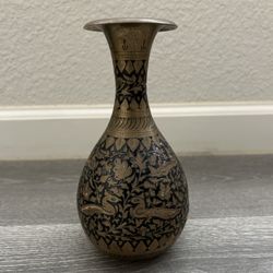 vintage Indian brass Small vase with black gold finish peacock floral designs