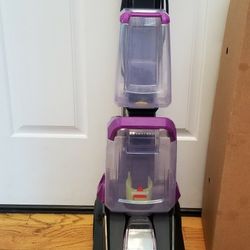 NEW cond BISSEL SWIVEL DEEP CLEANING SHAMPOO SYSTEM. , WORKS EXCELLENT. , IN THE BOX  , 