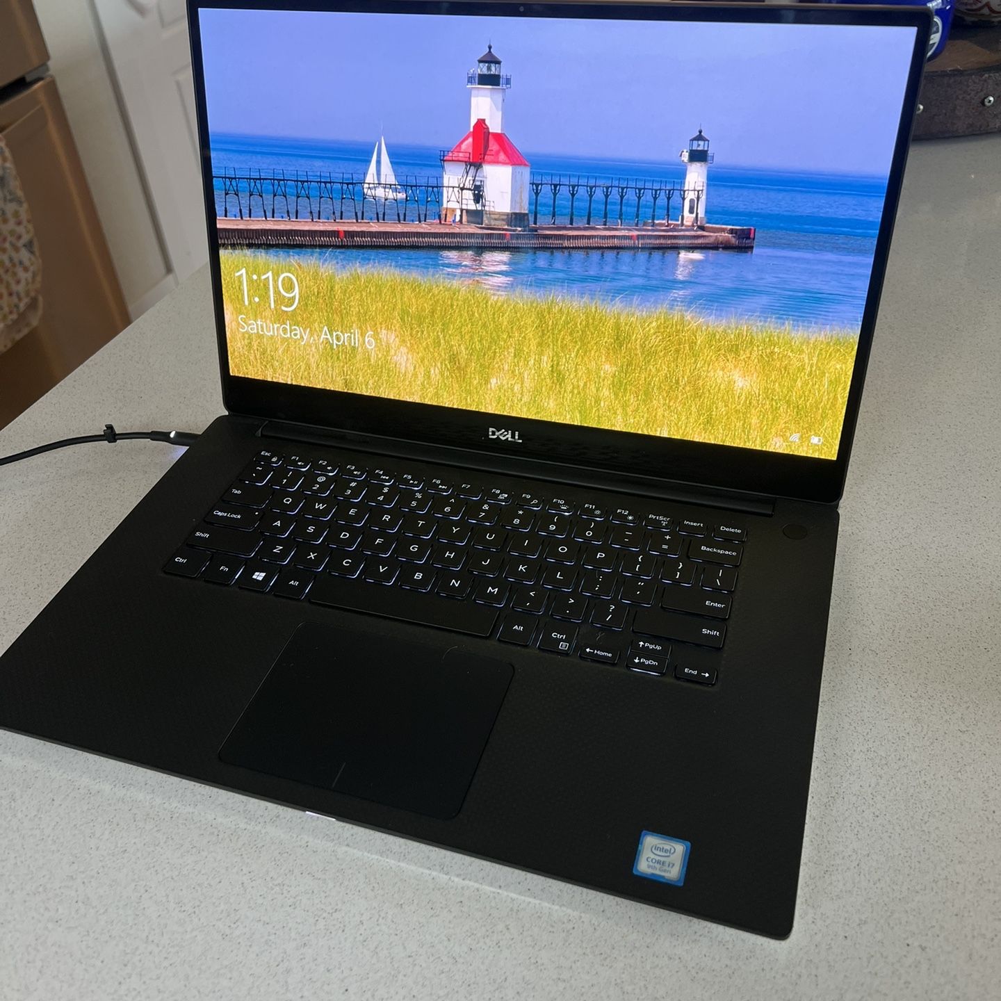 Dell XPS 15 7590 (OLED)