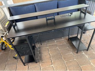 Gaming table