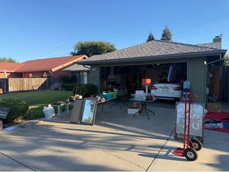 Yard sale!!!!7/11