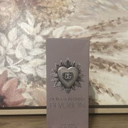 Dolce & Gabbana Devotion