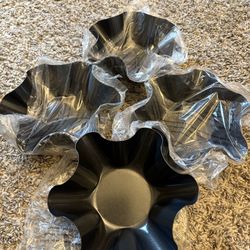 Brand New Set of 4 Non-Stick Tortilla Bowl Pans