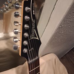 IBANEZ Guitar 