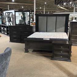 Bedroom set