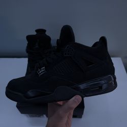 Jordan 4 Black Cats Size 11