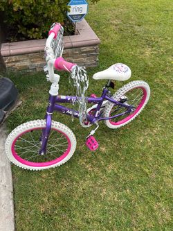 Girls bike