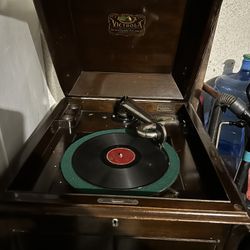 Victrola Record Player + Music Records 
