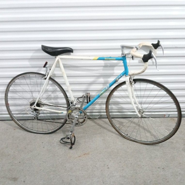 Bridgestone Mile 112 Road Bike 12 Speed Bicycle 23 Inch 59CM Fits Adults 5'10"-6'2" White Blue
