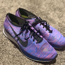 Nike flyknit racer