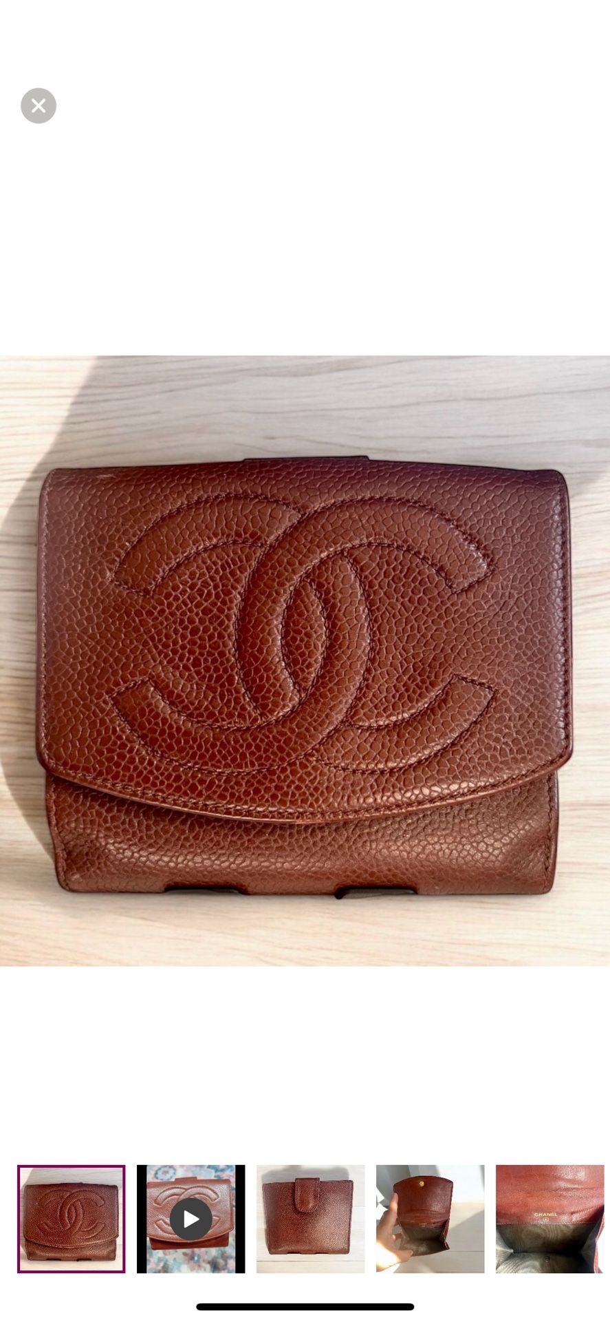 -Chanel Brown Bi-Fold Caviar Leather Wallet