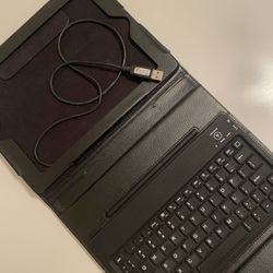 Tablet Case with Built-In Bluetooth Keyboard + USB Cable – Sleek & Functional