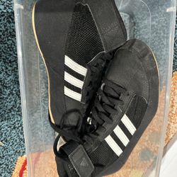 Adidas Wrestling Shoes Like New Size 5