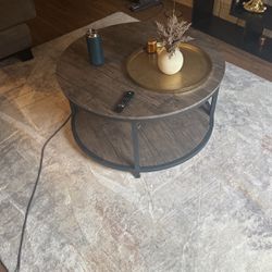 Coffee Table With Rug