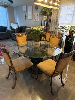 Round Glass Top Dining Table with 6 Chairs