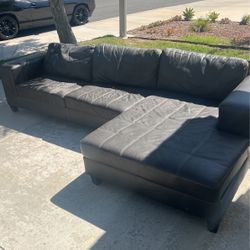 Slightly Used Brown Leather Couch WITH DELIVERY 