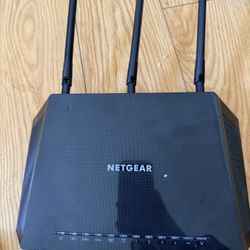 NETGEAR Nighthawk R6700v3 AC1750 WiFi Router