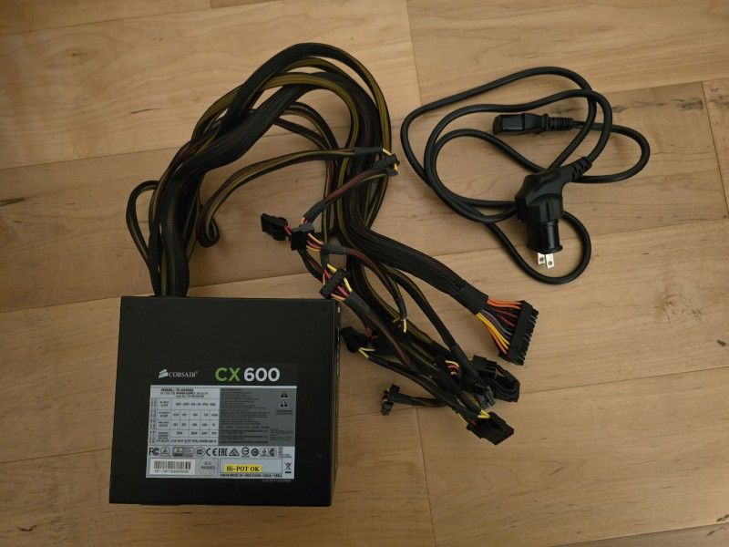 PC Power Supply - Corsair Cx600 PSU