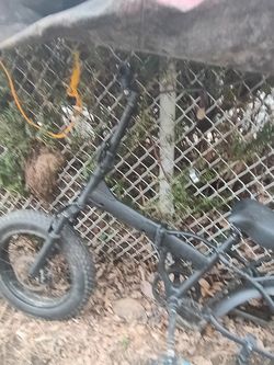 Rattan e bike frame .