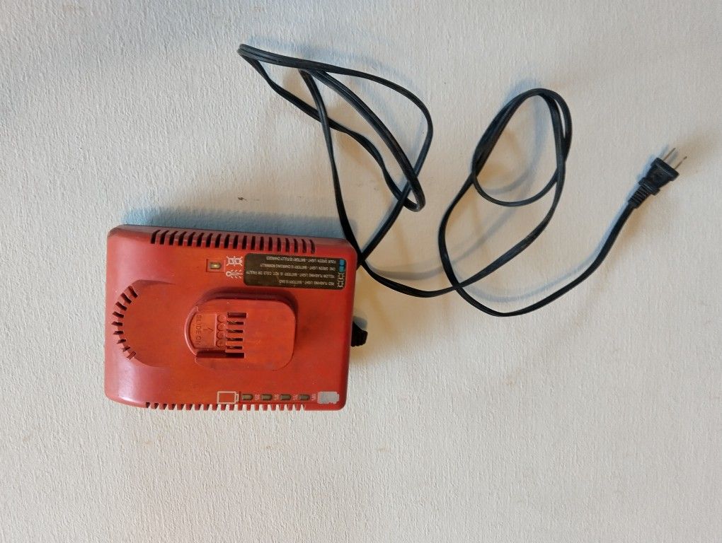 SNAP-ON CHARGER. $60 OBO