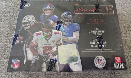 🏈 2025 Topps Signature Class Football Hobby Box - Sealed (2 Autos)
