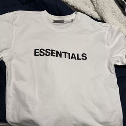 Medium Essentials White T Shirt 