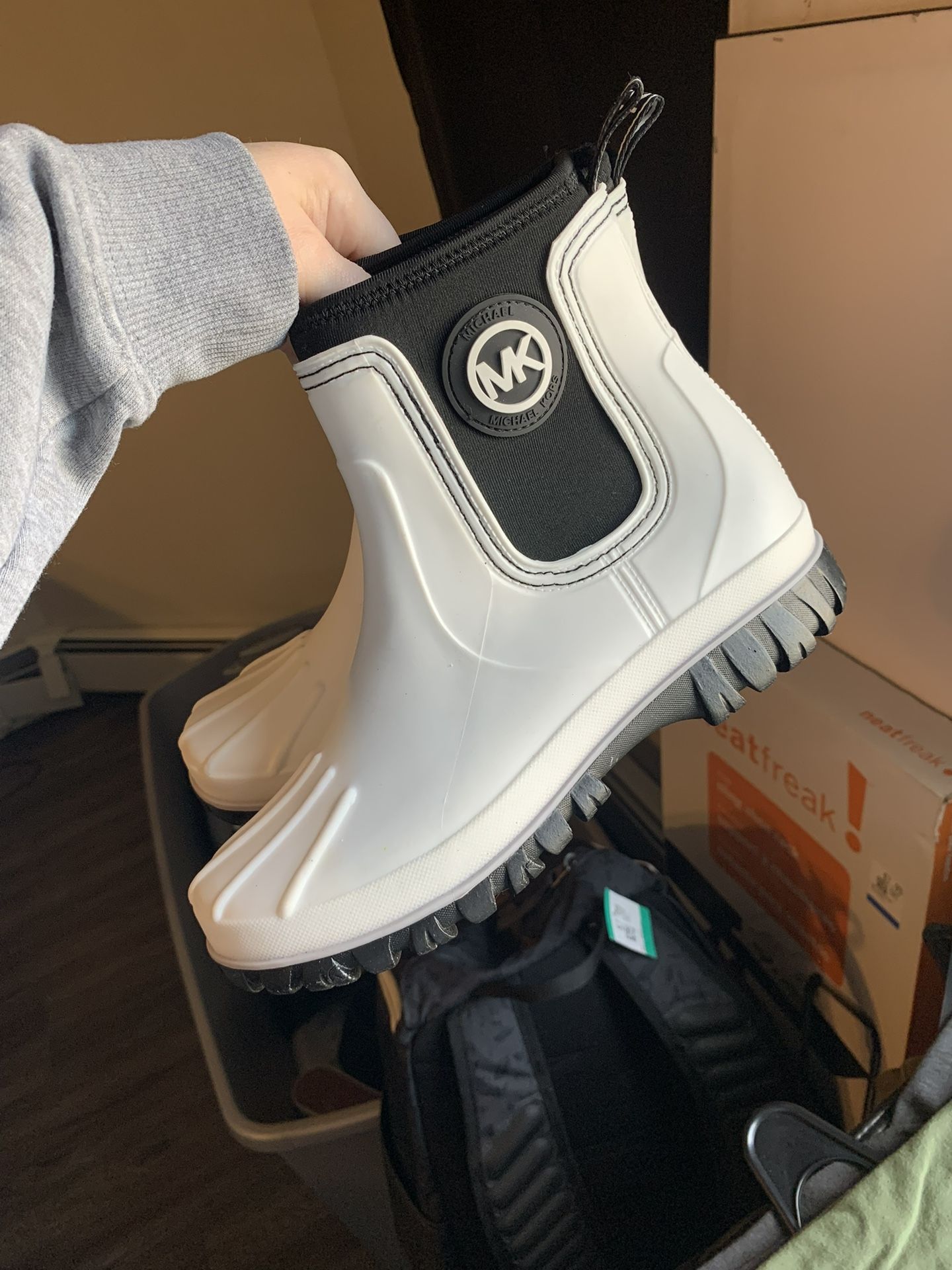 Michael Kors Boots Sz 7W / 5.5Y