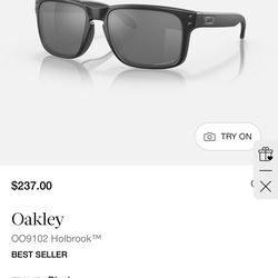 Oakley Holbrook Polarized Sunglasses – Matte Black – Like New
