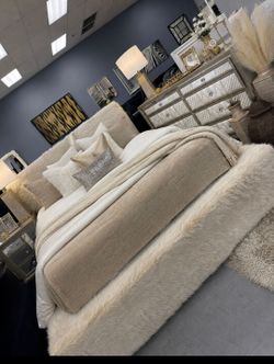 ✨️ King, Cal King, Queen Bed Frame ✨️ Furniture Sectionals, Bedrooms, Dining Avail