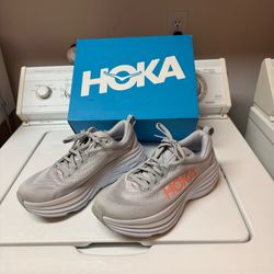 Hoka Women's 9B Light Gray Sneakers with Coral Logo W Bondi 8. Harbor Mist/Lunar Rock.