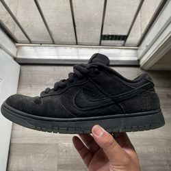 Nike Dunk Low SP Undefeated 5 On It Black