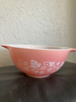 PYREX Cinderella Bowls
