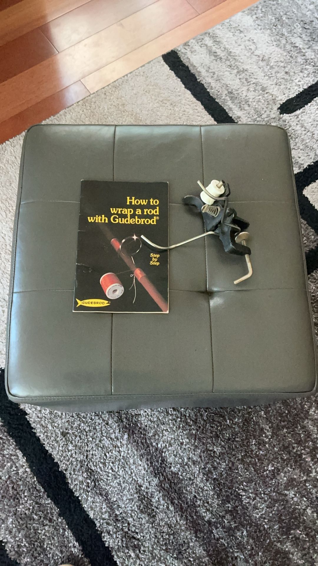Thompson Fishing Rod Wrapping Tool, and instruction Booklet.