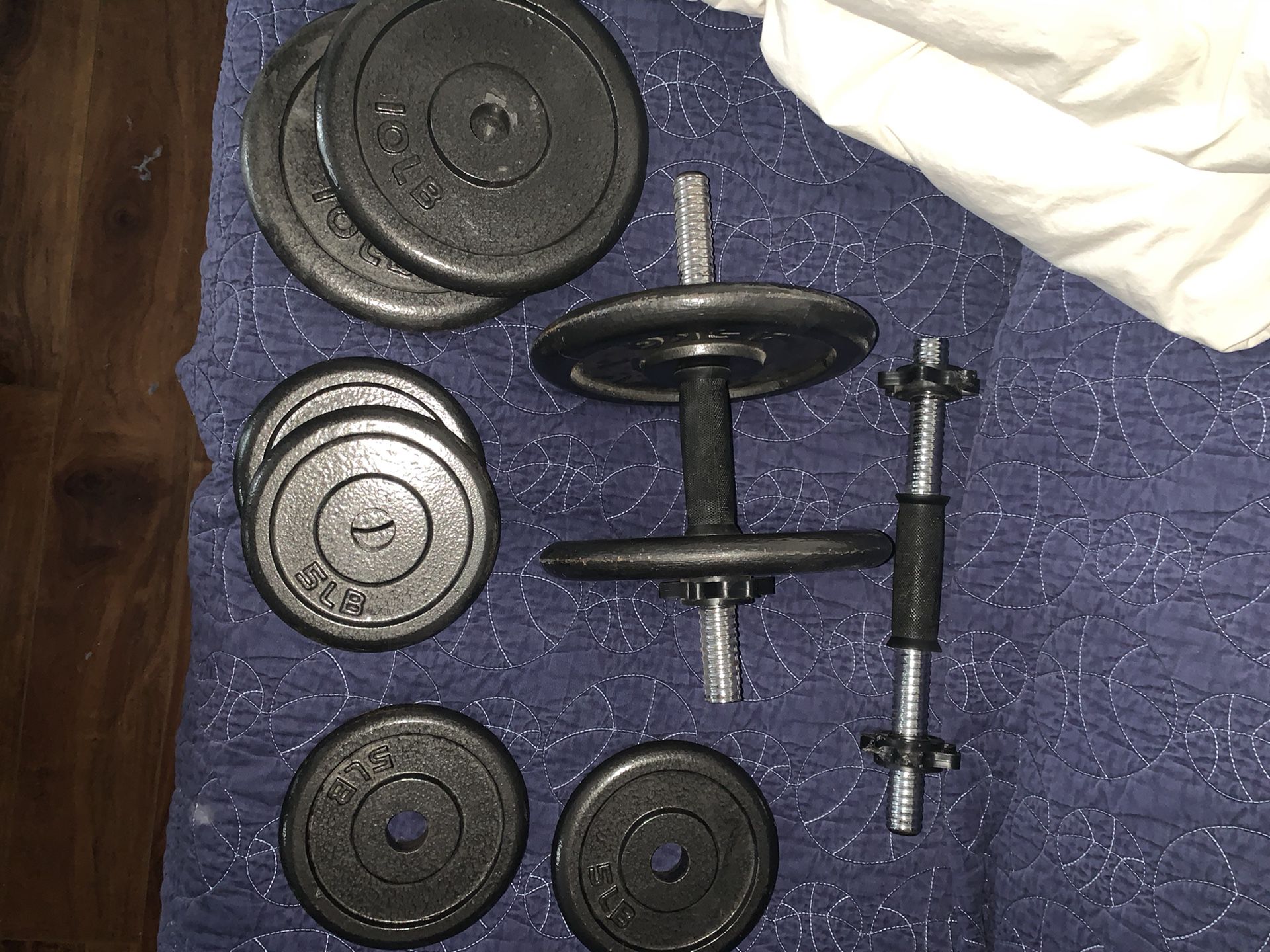 Set of Free Weights(two dun-bars; four-10 lbs weights; four-5 lbs weights)