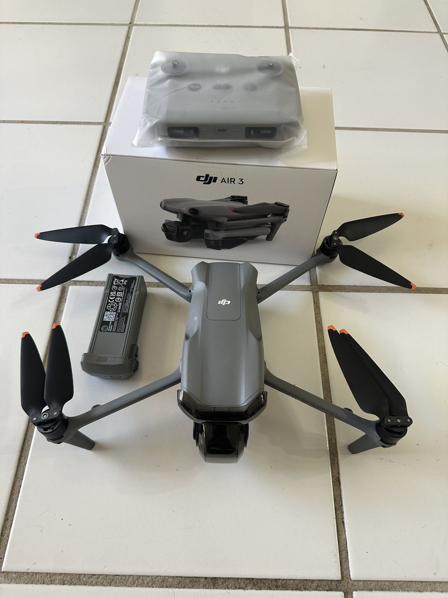 DJI Air 3 (Open Box)