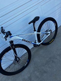 giant talon