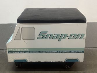 Snap-On Tools - Tool Truck Creeper w/ Lift Cushion Seat. Limited Edition. Very rare