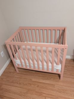 Mini crib